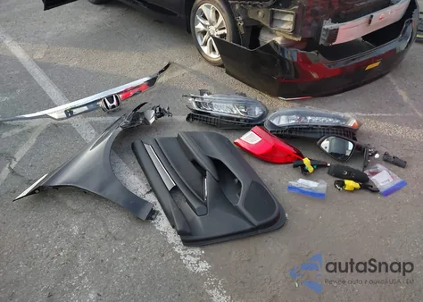 2020 Honda Accord Lx z USA, uszkodzony, nr VIN 1HGCV1F17LA032626